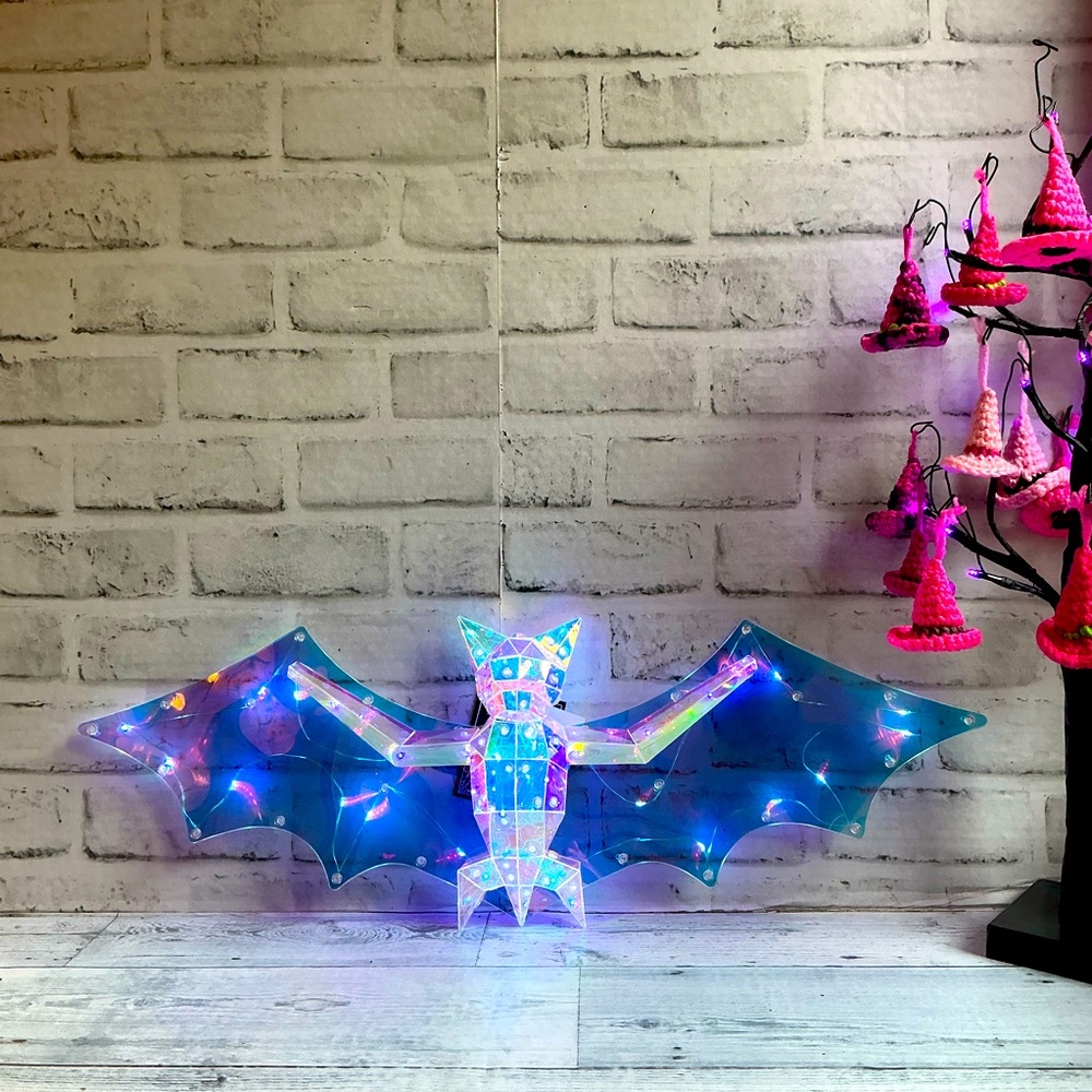 CHRISTIAN SIRIANO NEW YORK Led Iridescent Bat Halloween Decor